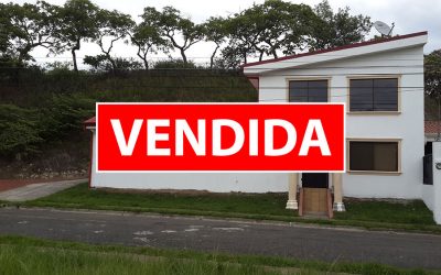 De oportunidad: Casa en Venta en La Garita, Alajuela #1008